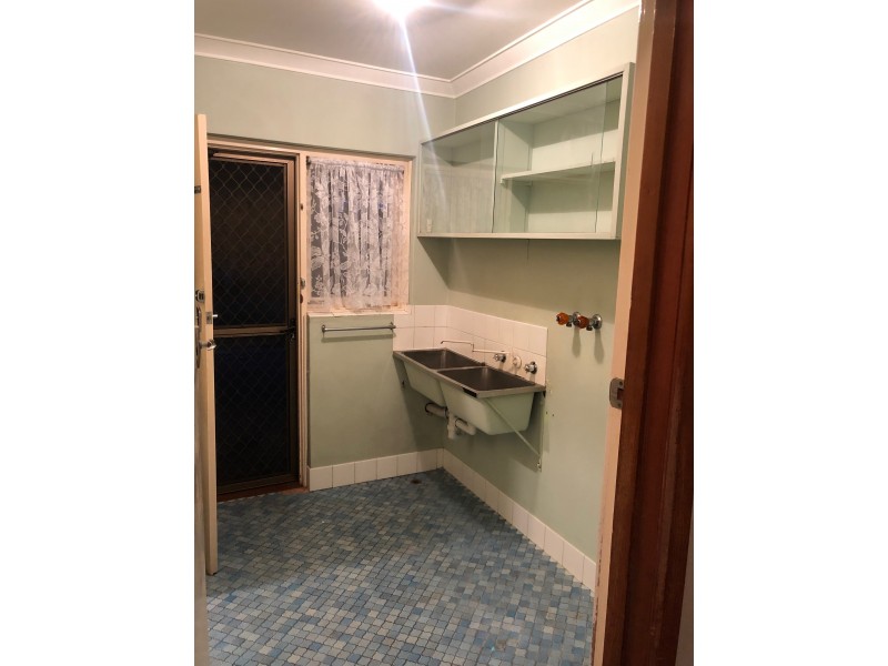 128 Lacey Street, Beckenham WA 6107