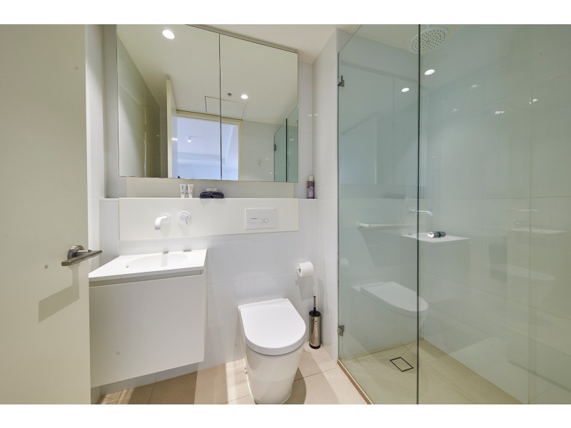 920/7 Claremont Street, South Yarra VIC 3141