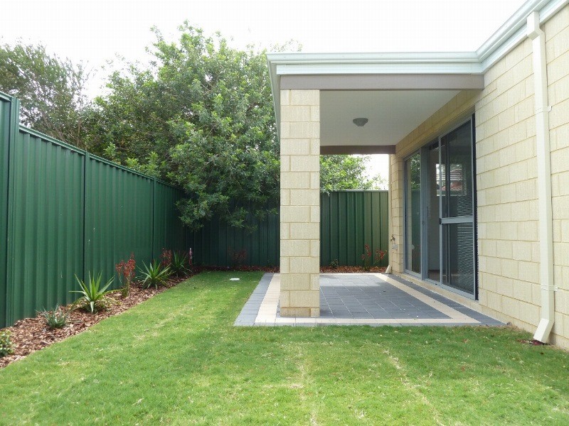 11 Lyrebird Way, Thornlie WA 6108