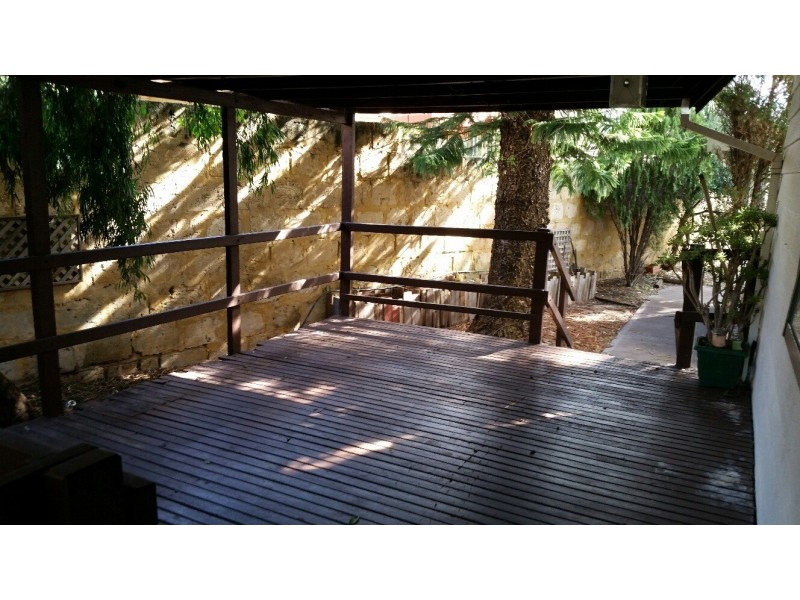 24 Hilda Road, Waikiki WA 6169