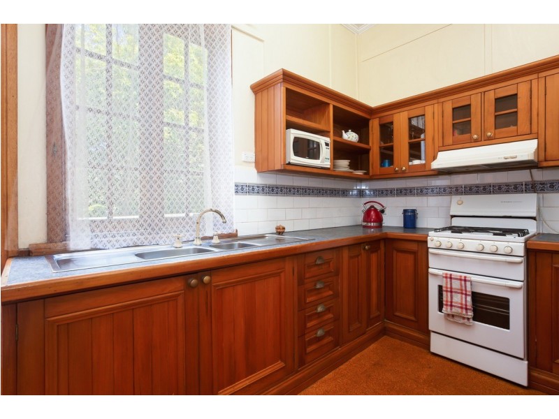 94 Wolfe Street, The Hill NSW 2300