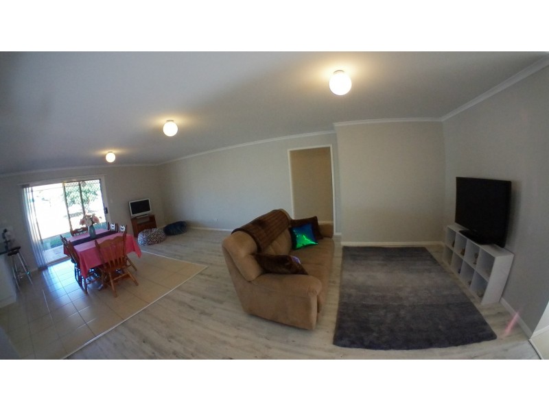 19 Joann Court, Oakey QLD 4401