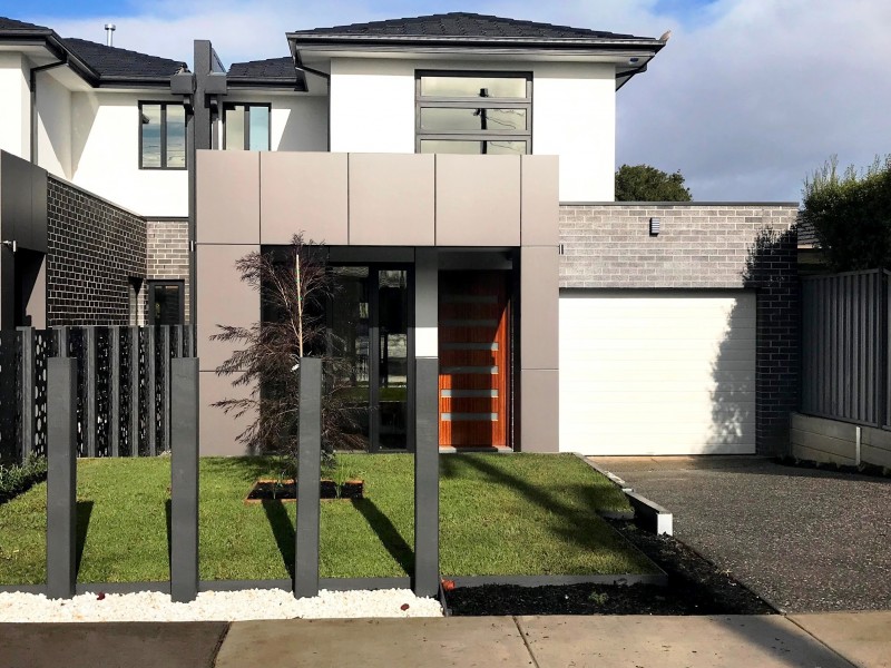 4 Diosma Drive, Glen Waverley VIC 3150