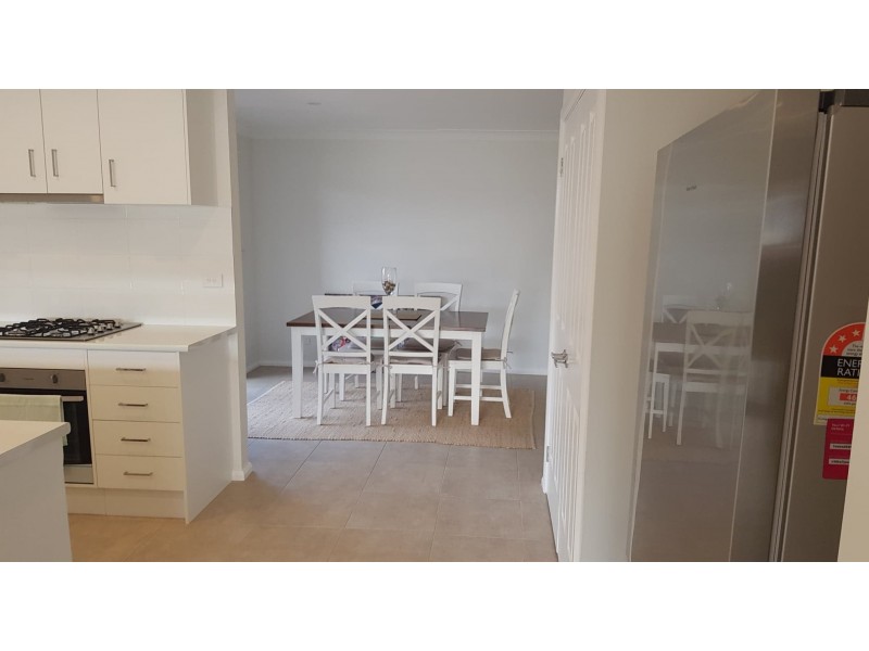 4 Evergreen Place, South Nowra NSW 2541