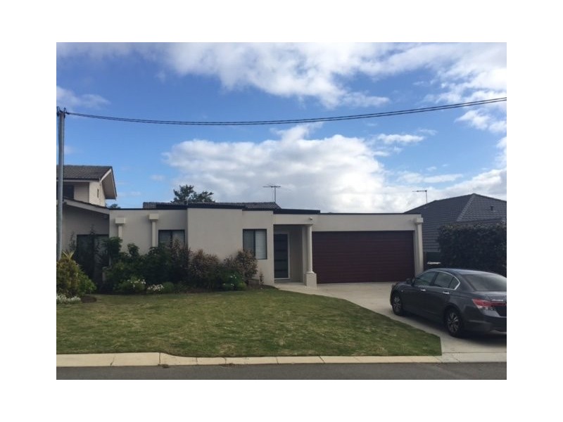 10A Hubbard Drive, Padbury WA 6025