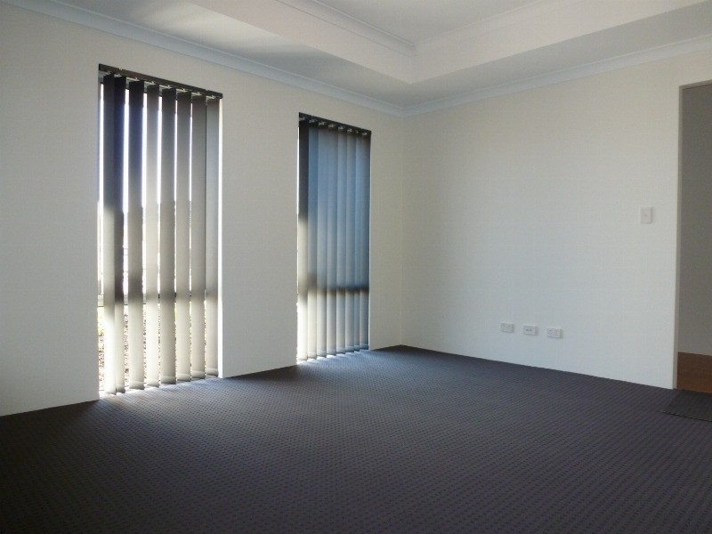 25 Goldsbrough Entrance, Helena Valley WA 6056