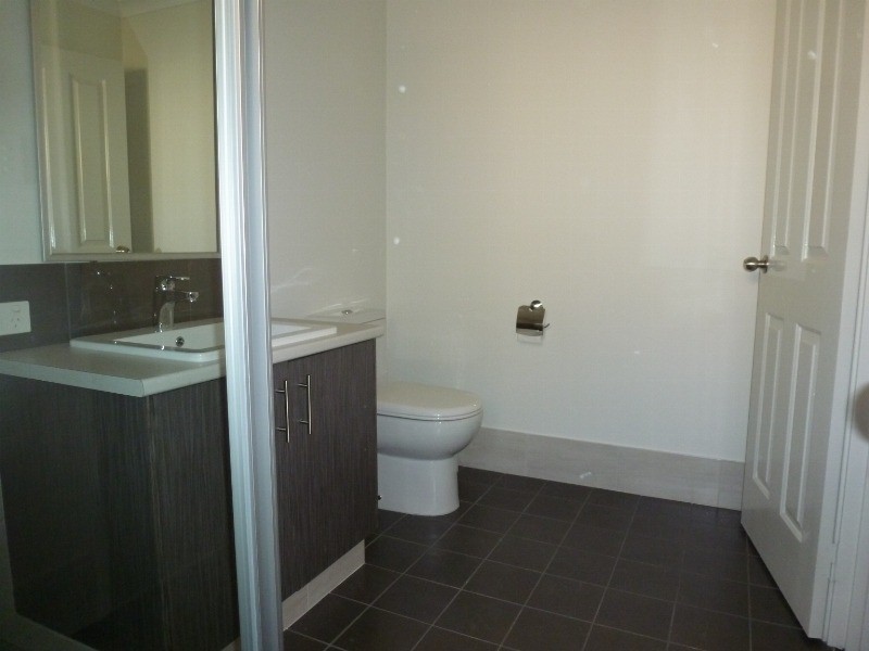 25 Goldsbrough Entrance, Helena Valley WA 6056