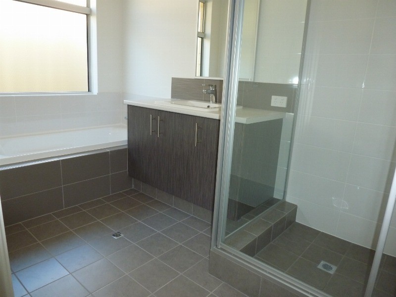 25 Goldsbrough Entrance, Helena Valley WA 6056