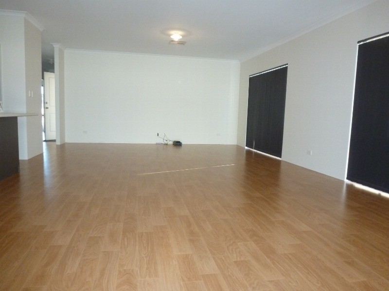 25 Goldsbrough Entrance, Helena Valley WA 6056