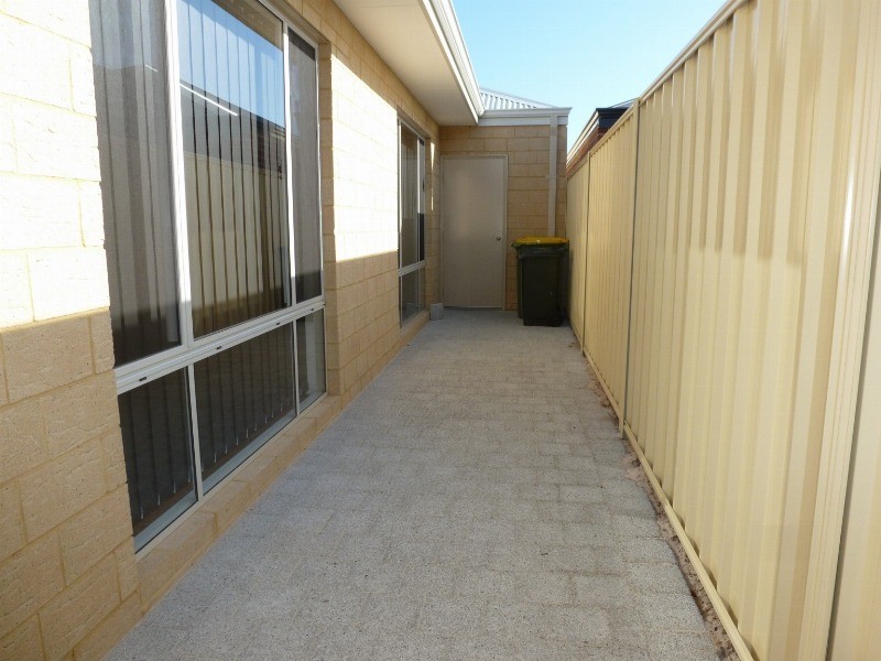 25 Goldsbrough Entrance, Helena Valley WA 6056