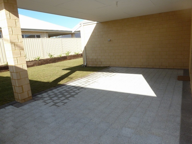25 Goldsbrough Entrance, Helena Valley WA 6056