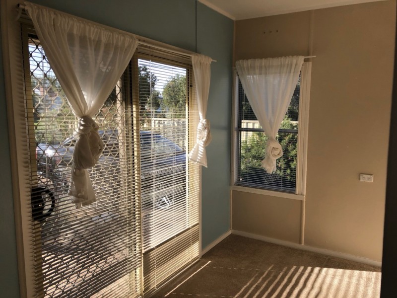 5 Thomas Street, Cowra NSW 2794