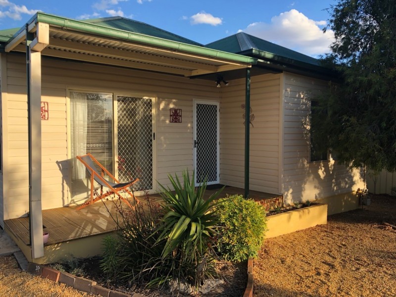 5 Thomas Street, Cowra NSW 2794
