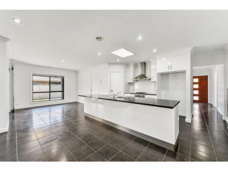 9 Dolomite Drive, Mount Gambier SA 5290