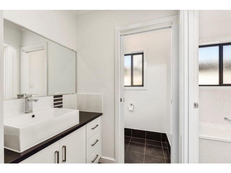 9 Dolomite Drive, Mount Gambier SA 5290