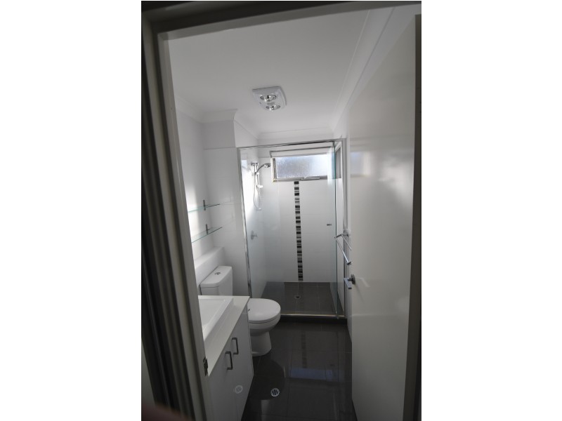 2/3 Leeder Street, Glendalough WA 6016