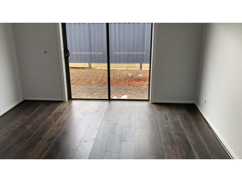 lot 604/0255 Exford Road, Melton South VIC 3338