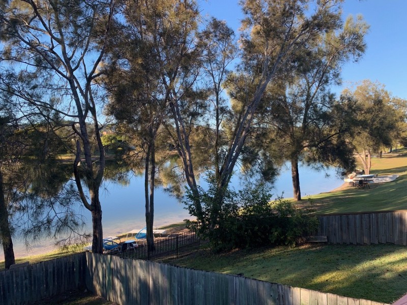 2/32 Sunbird Street, Burleigh Waters QLD 4220