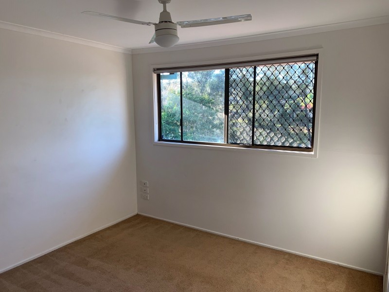 2/32 Sunbird Street, Burleigh Waters QLD 4220