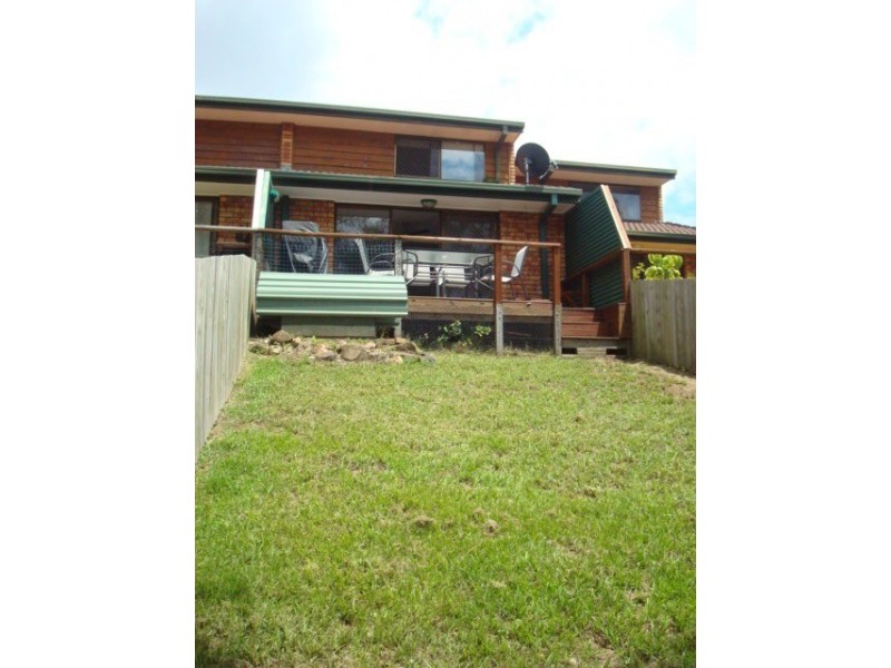 2/32 Sunbird Street, Burleigh Waters QLD 4220