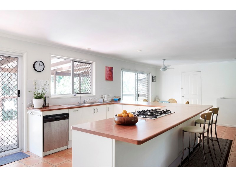 33 Le Claire Place, Buderim QLD 4556