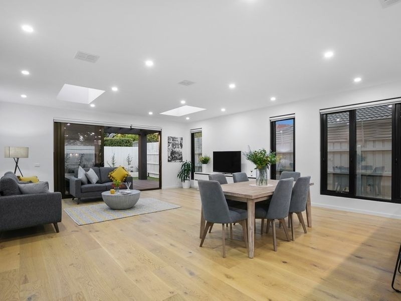 22B Charles Street, Cheltenham VIC 3192