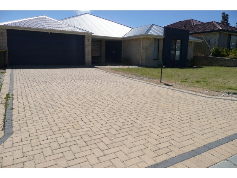 74 Conti Road, Tapping WA 6065