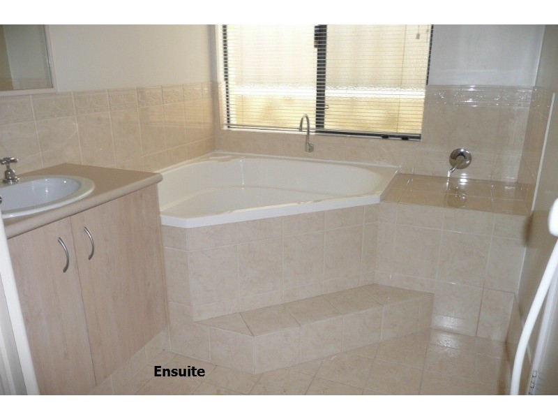 74 Conti Road, Tapping WA 6065