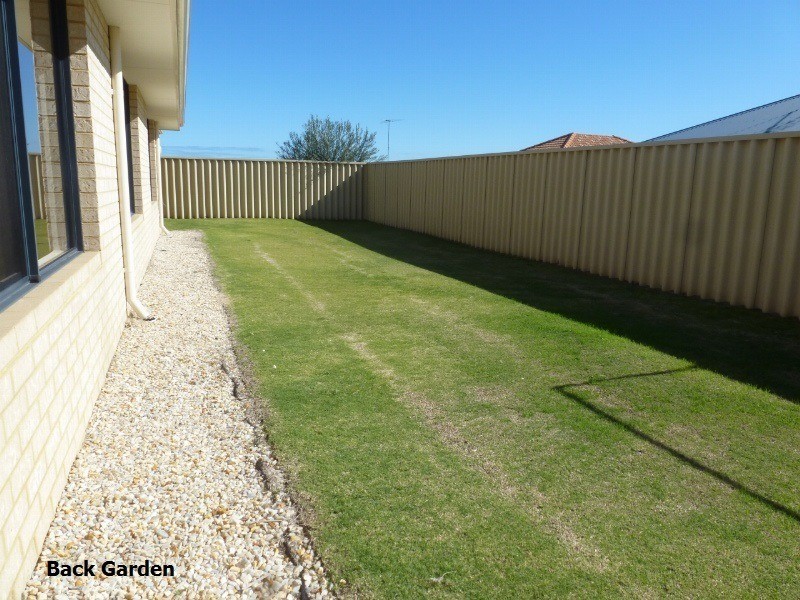 74 Conti Road, Tapping WA 6065