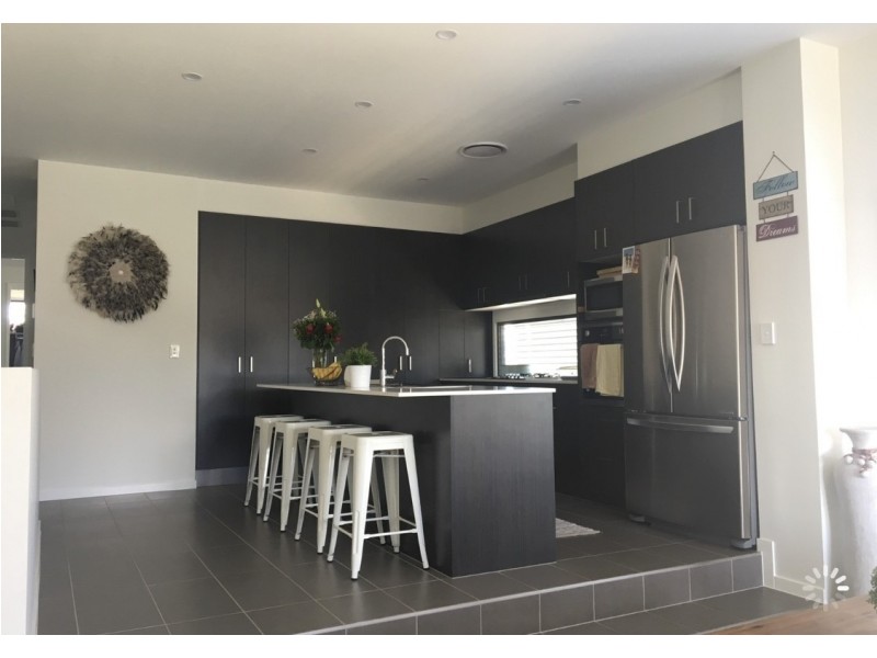 2/38 Milton Avenue, Paradise Point QLD 4216