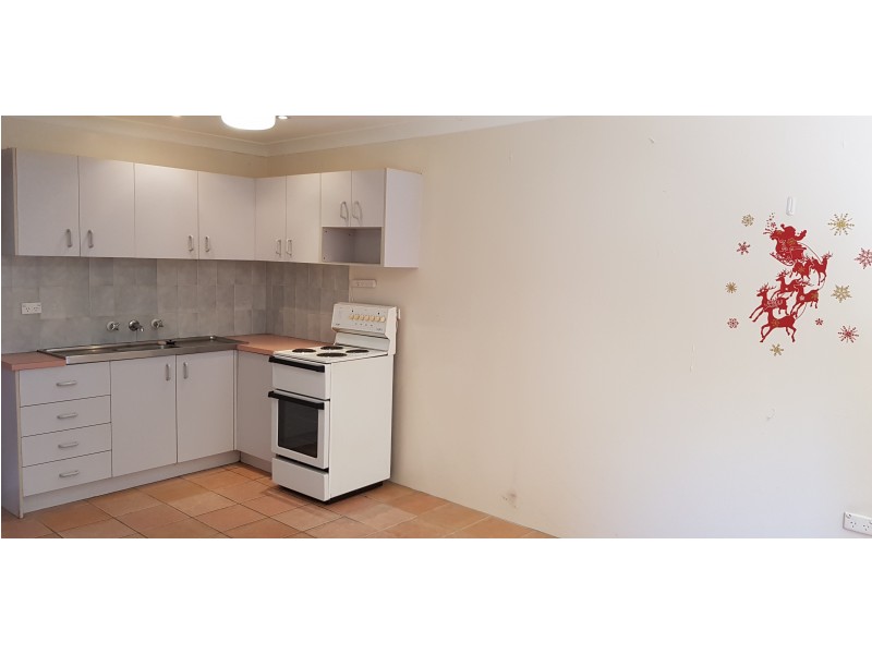 2/94 Little Lake Crescent, Warilla NSW 2528