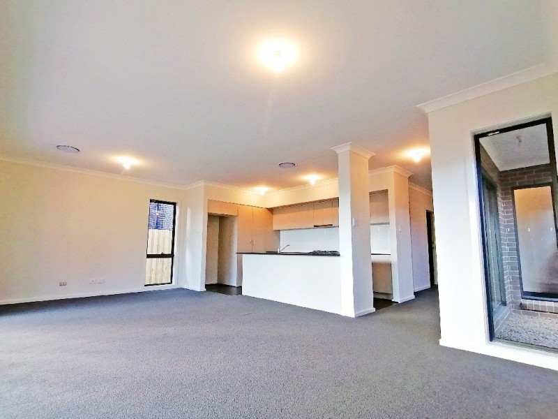 15 Moon Crescent, Schofields NSW 2762