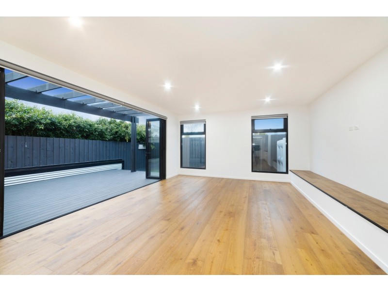 22B Charles Street, Cheltenham VIC 3192