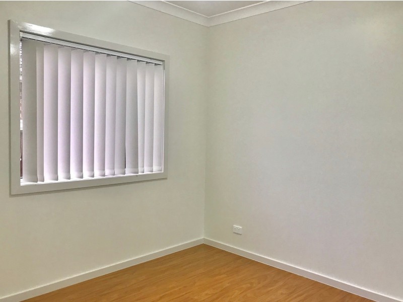 8b Ogilvy Street, Peakhurst NSW 2210