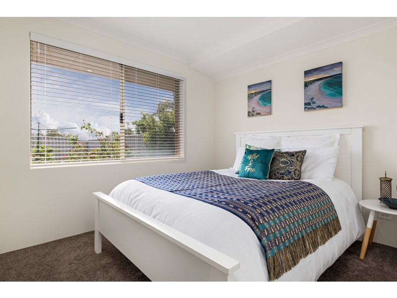 12 Dunster Way, Orelia WA 6167