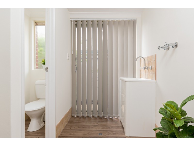 12 Dunster Way, Orelia WA 6167