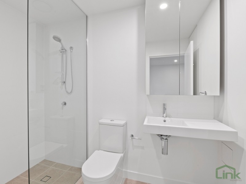 10607/11 MacArthur Avenue, Hamilton QLD 4007