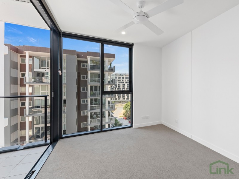 10607/11 MacArthur Avenue, Hamilton QLD 4007