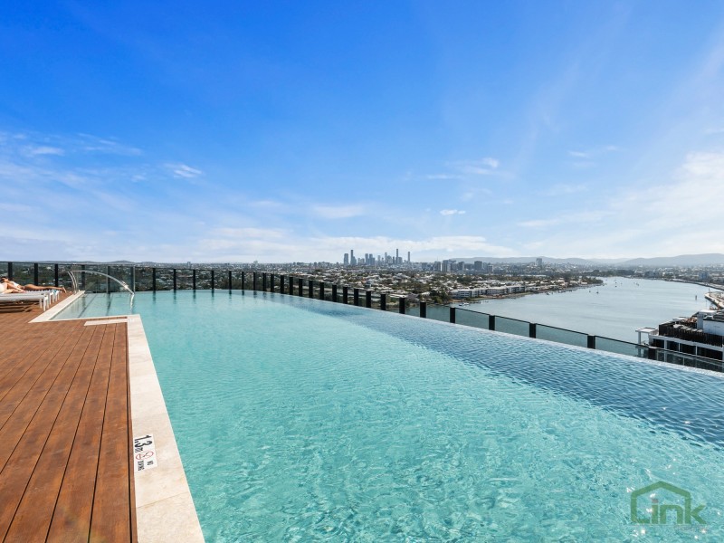 10607/11 MacArthur Avenue, Hamilton QLD 4007