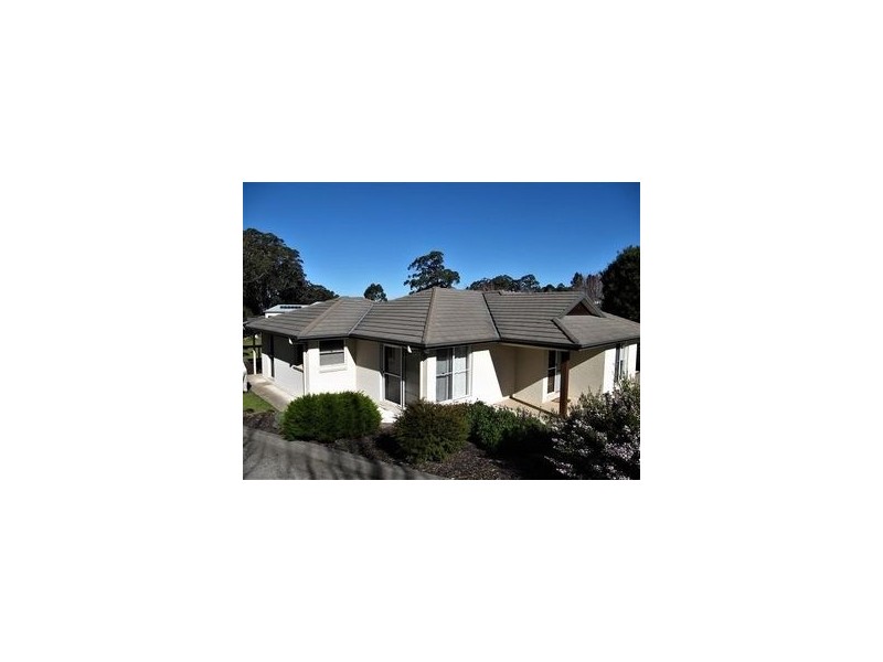 4 Robbie Burns Place, Bundanoon NSW 2578
