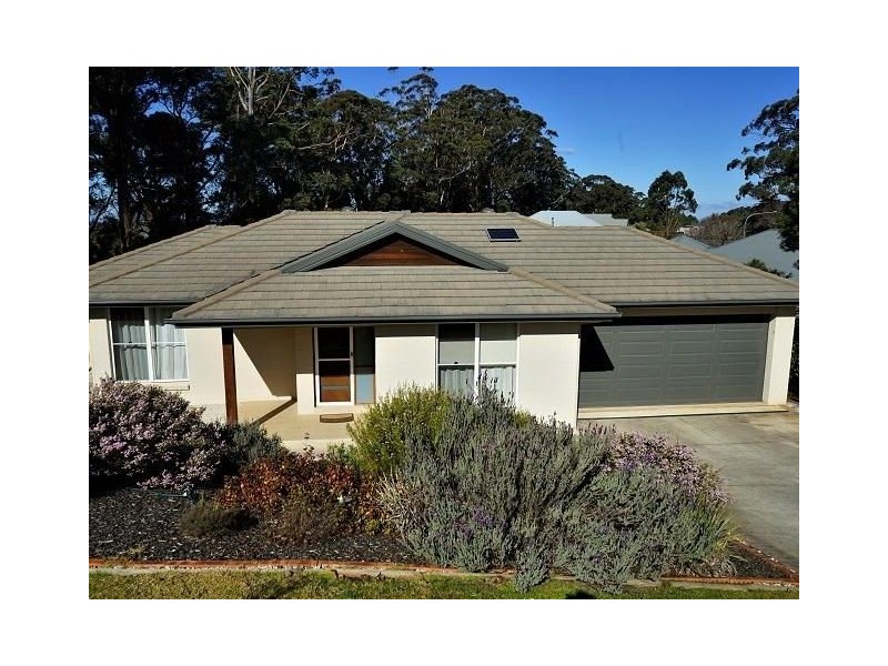 4 Robbie Burns Place, Bundanoon NSW 2578