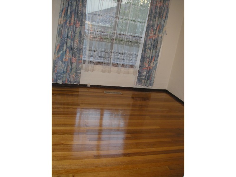 2 Rotherwood Close, Wantirna VIC 3152