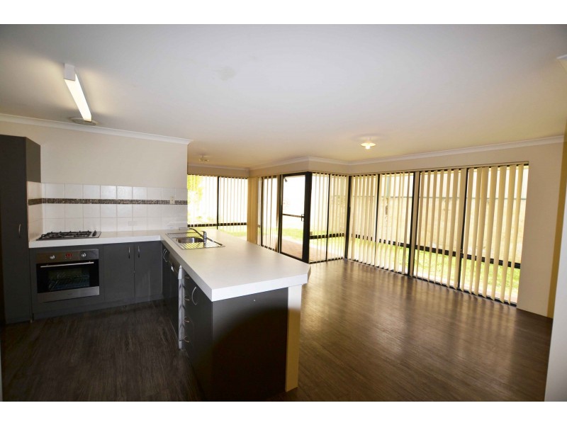 52/52 Dalrymple Drive, Leda WA 6170