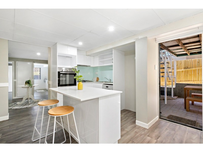 18 Beenwerrin Crescent, Capalaba QLD 4157