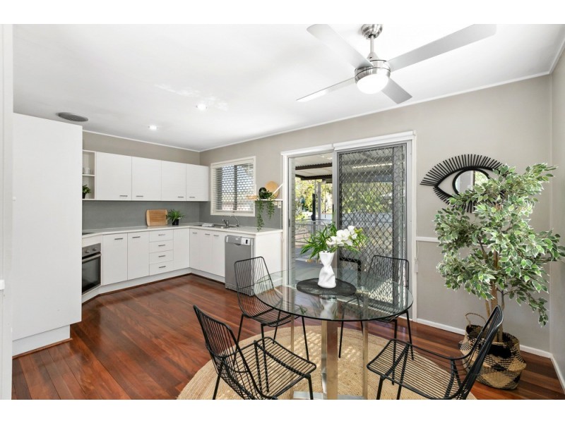 18 Beenwerrin Crescent, Capalaba QLD 4157