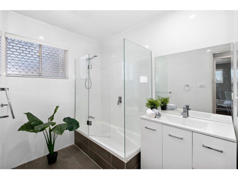 18 Beenwerrin Crescent, Capalaba QLD 4157