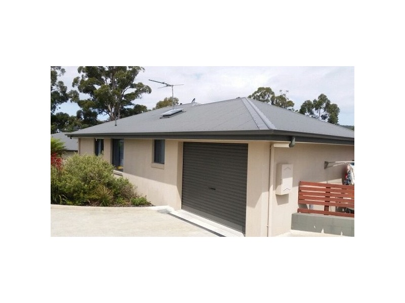 8/2254 Channel Highway, Snug TAS 7054