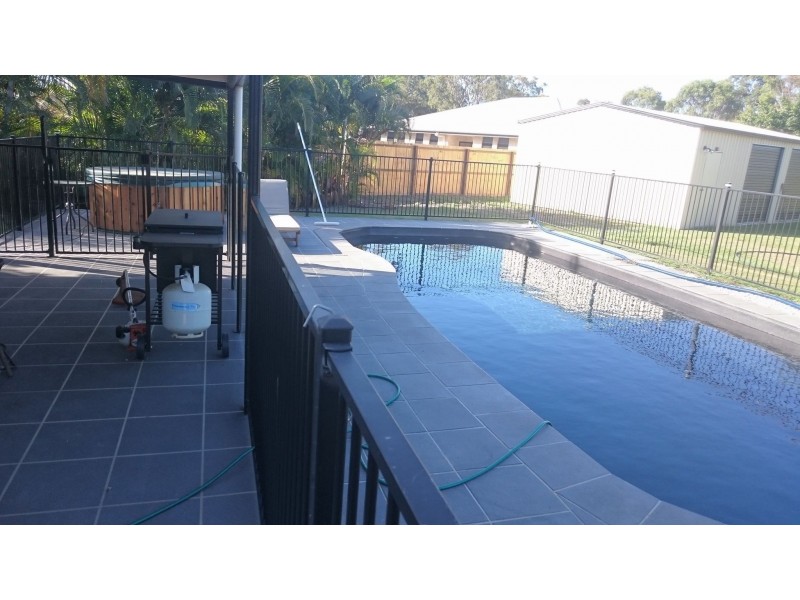 3 Pacific Haven Drive, Howard QLD 4659