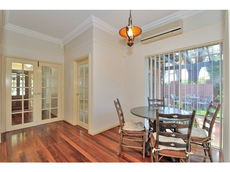 1 Cox Street, Bayswater WA 6053