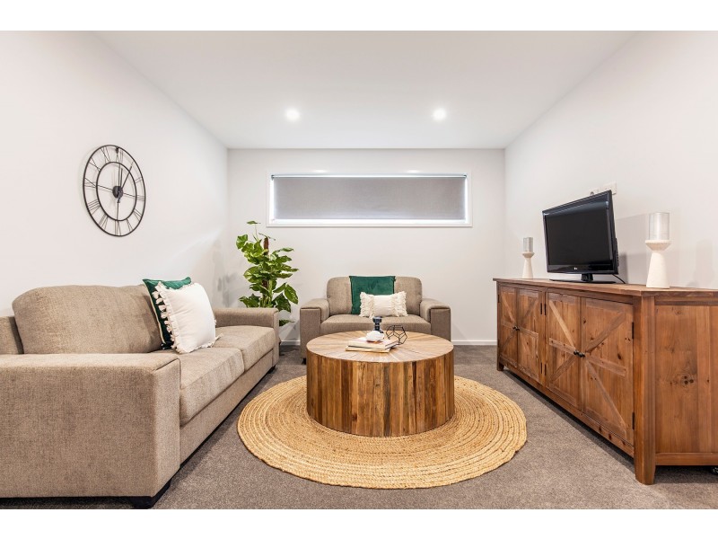 15 Jardine Road, Sunshine Bay NSW 2536